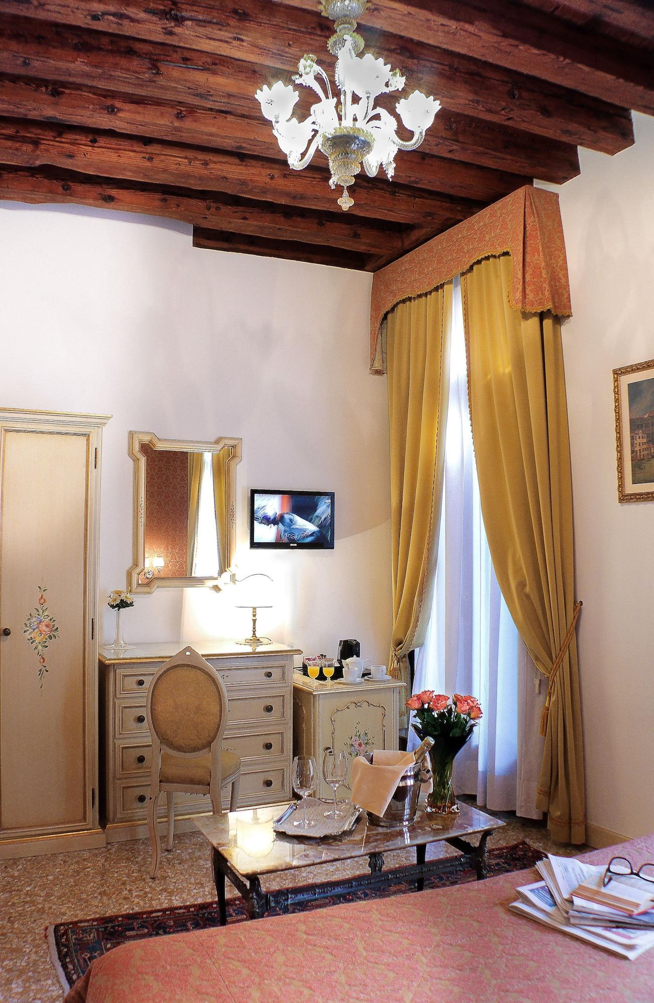 Bed and breakfast Apostoli Palace 3*