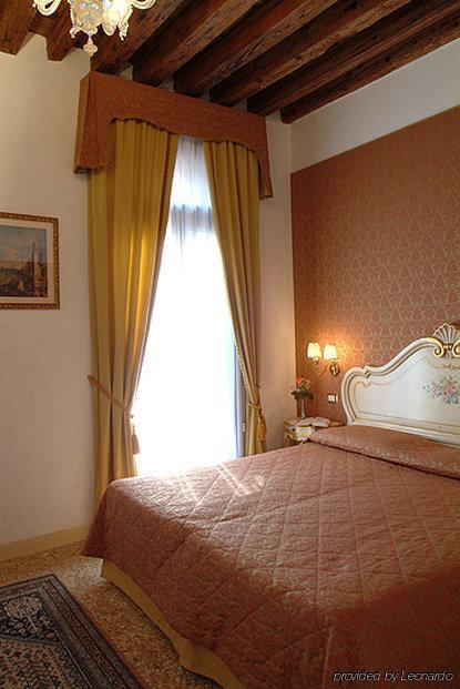 Apostoli Palace Bed and breakfast 3*